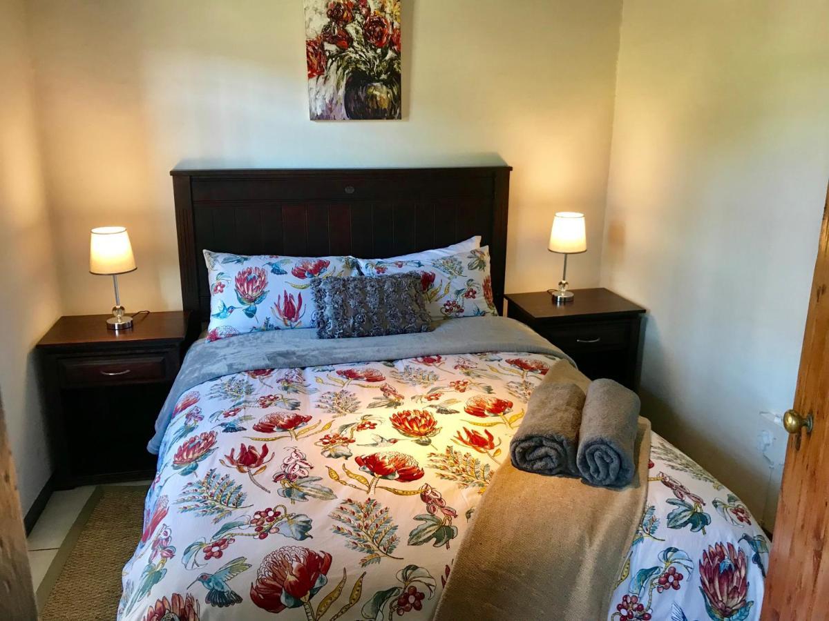 Kleine Vrede Farm Cottage Hermanus Esterno foto