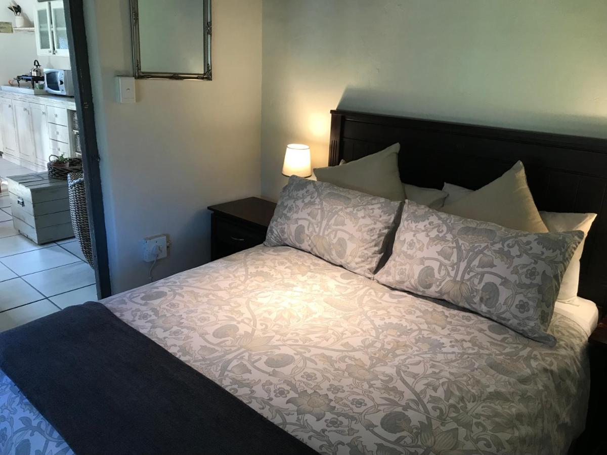 Kleine Vrede Farm Cottage Hermanus Esterno foto