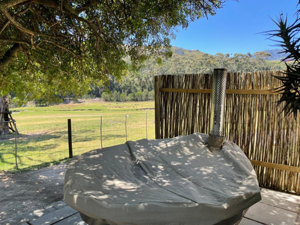 Kleine Vrede Farm Cottage Hermanus Esterno foto